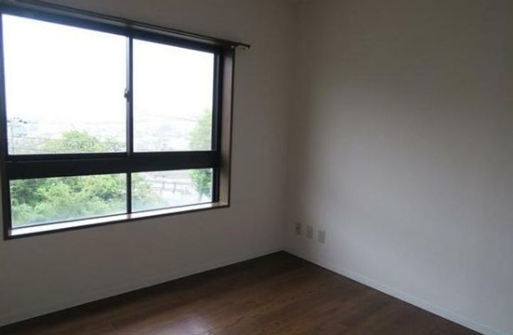 神奈川県横浜市神奈川区中丸の賃貸マンションの内装