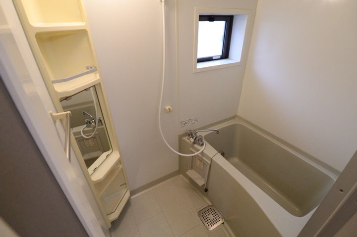 カサベルデ Kの風呂