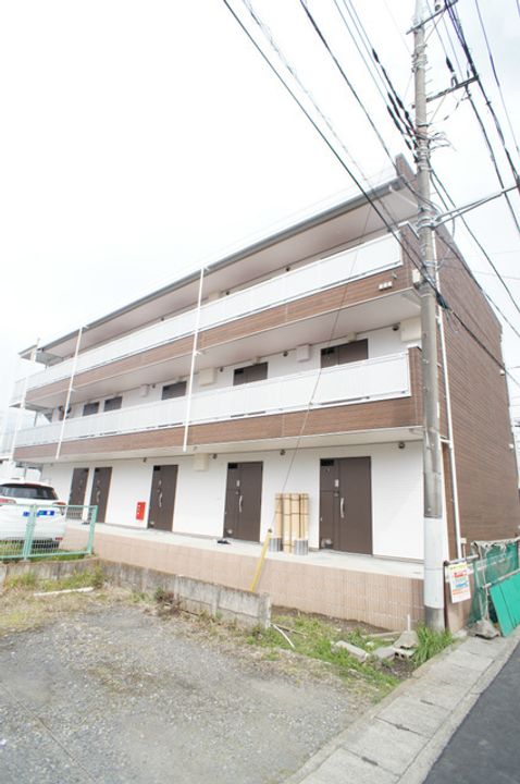 リブリ・クレスト本厚木の外観