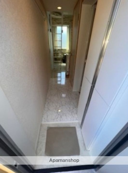 ユナイト衣笠ハロルド・クラークの玄関