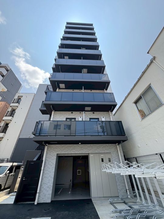 エストゥルース横浜蒔田の外観