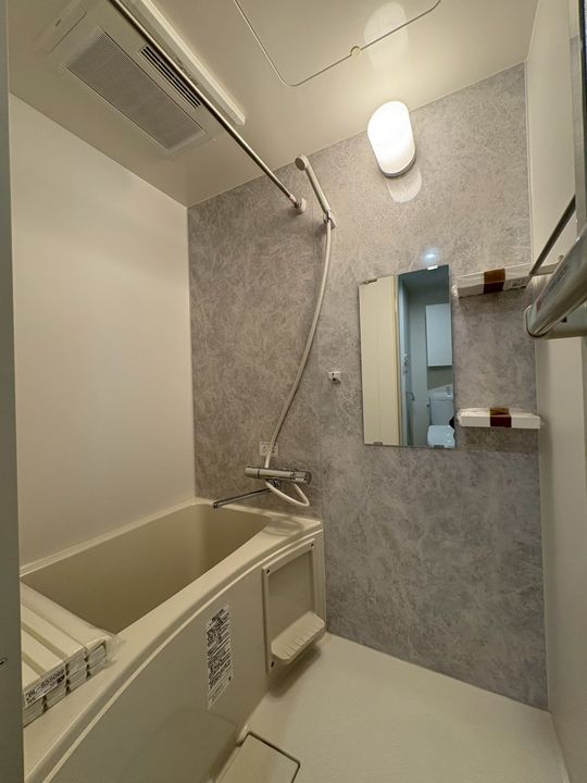 神奈川県大和市南林間3丁目の賃貸アパートの風呂