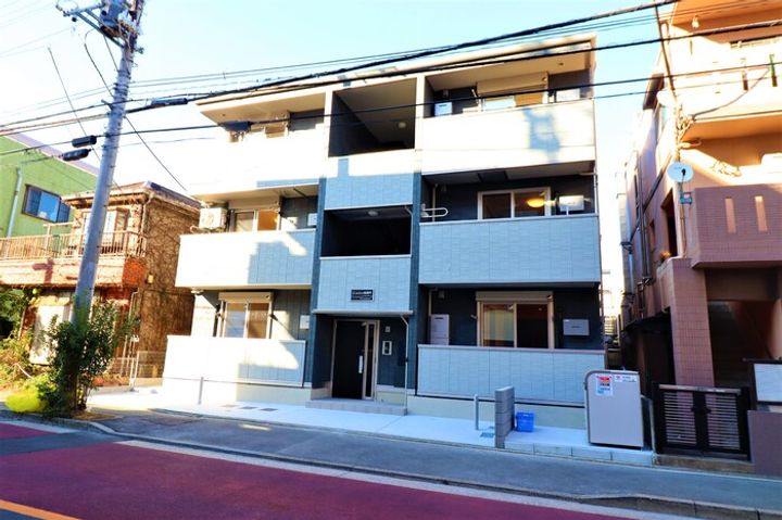 D PAINA 紺屋町の外観