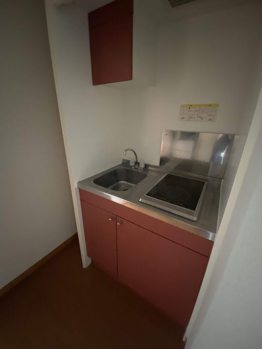 レオパレスメローネⅤのキッチン