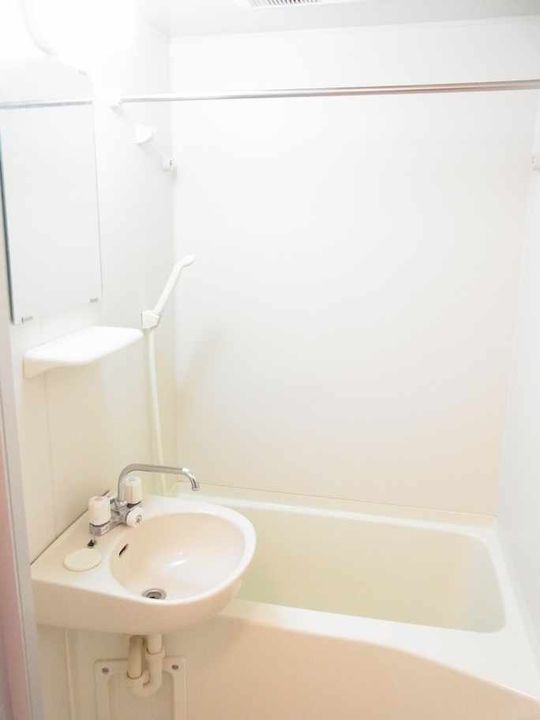 レオパレスHIROの風呂