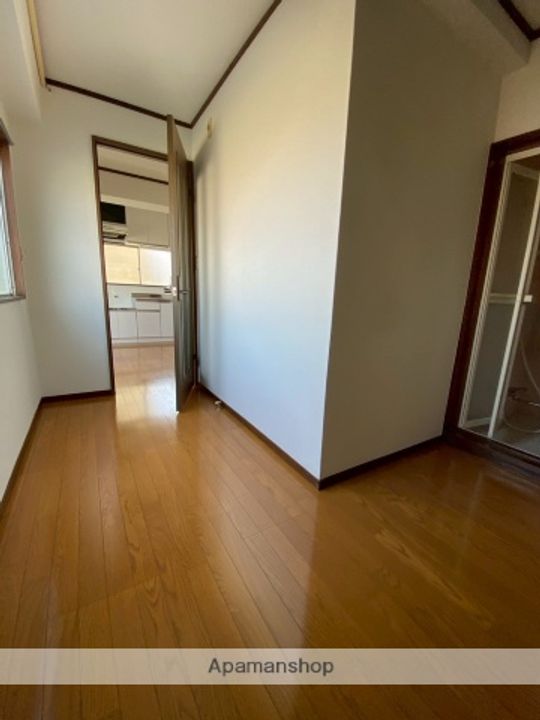神奈川県伊勢原市伊勢原4丁目の賃貸マンションの内装