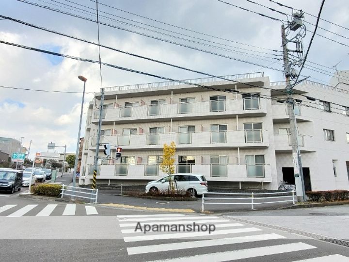 神奈川県小田原市下新田の賃貸マンションの外観