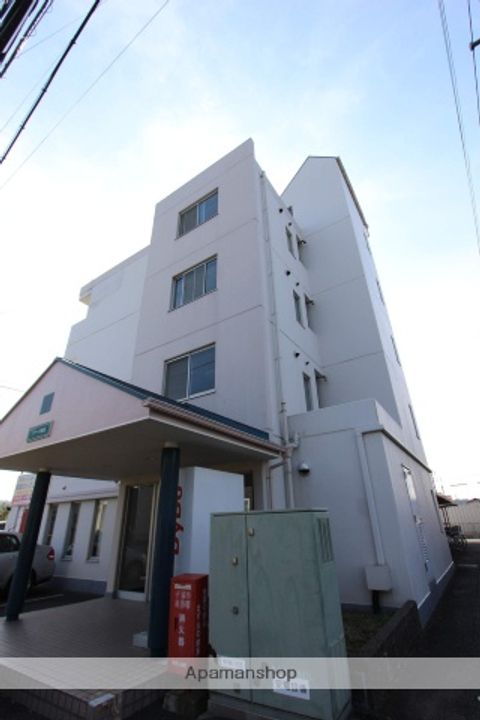 プラーズ徳延の外観