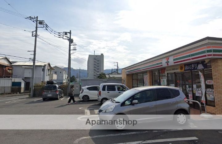 プラーズ徳延の周辺