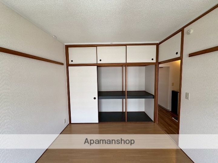 テレパレス伊勢原 5号棟の内装