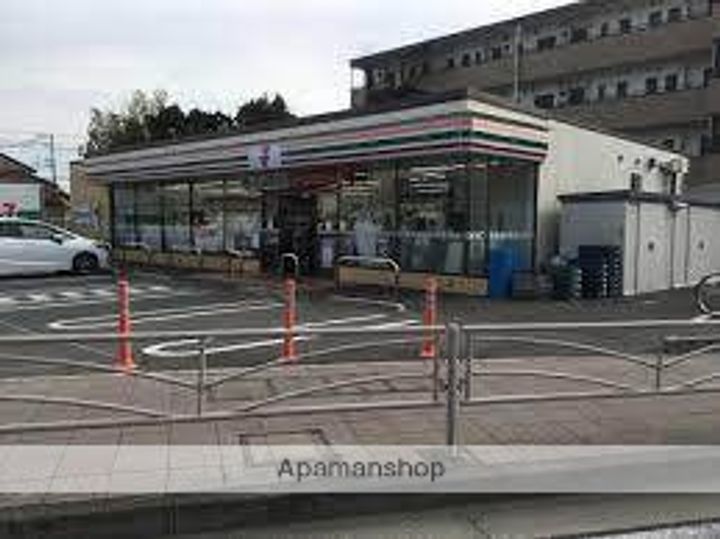 神奈川県厚木市旭町2丁目の賃貸マンションの周辺