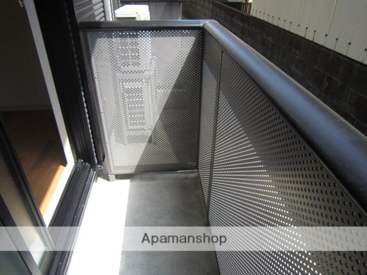 コンフォール・ユウのその他画像