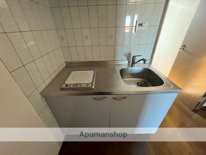 ラポール鶴嶺のキッチン