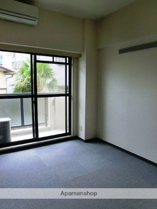 コスタ湘南の内装