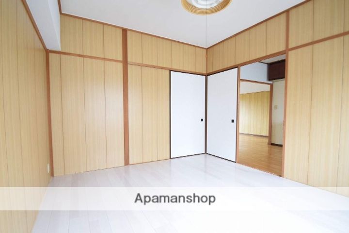 パームスプリングス西湘の内装