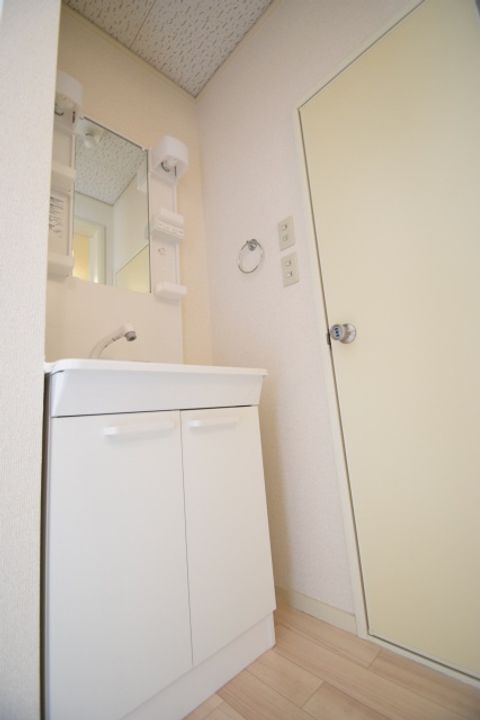 神奈川県足柄上郡開成町吉田島の賃貸アパートの内装