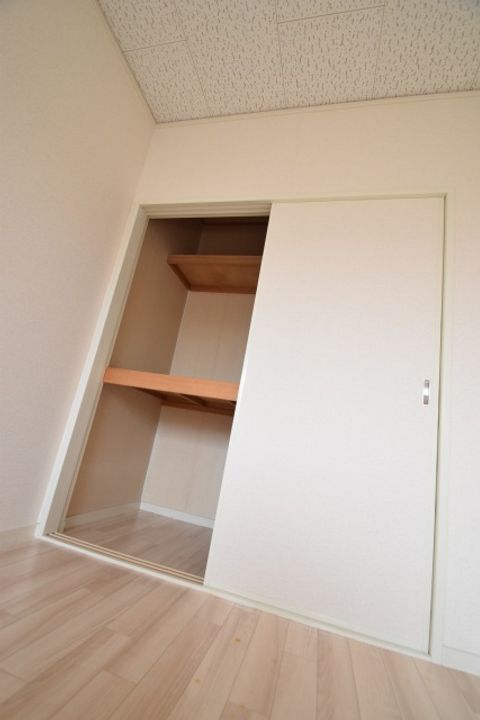 神奈川県足柄上郡開成町吉田島の賃貸アパートの内装