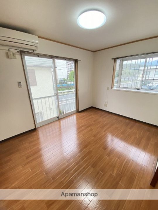 コーポ小沢Aの居間