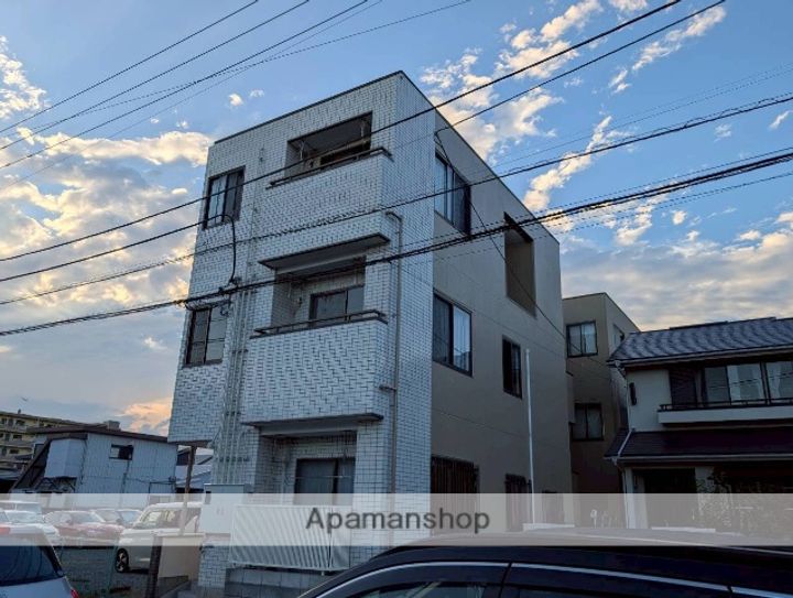 メゾン朝日の外観
