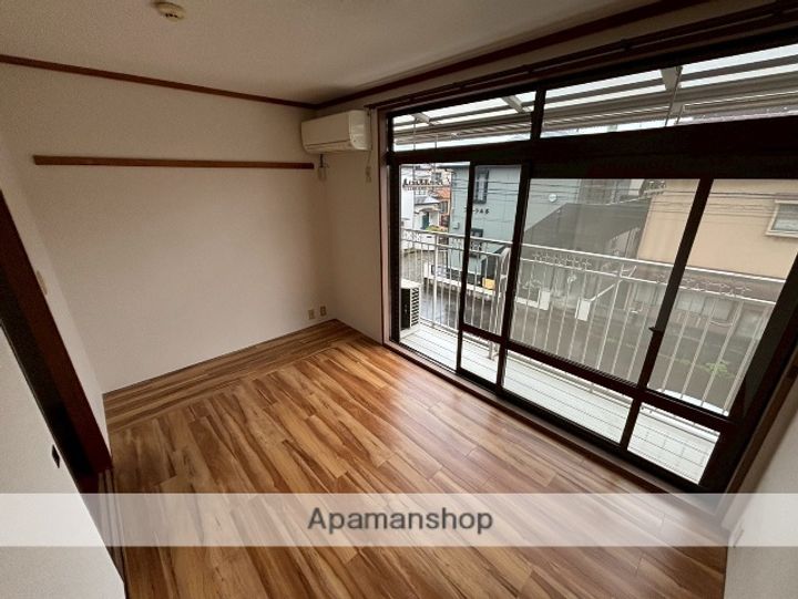 シティハイム湘南Bの居間