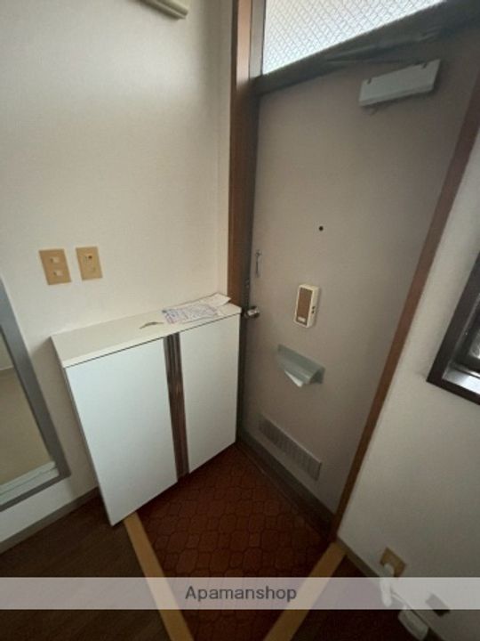 シティハイム湘南Bの玄関