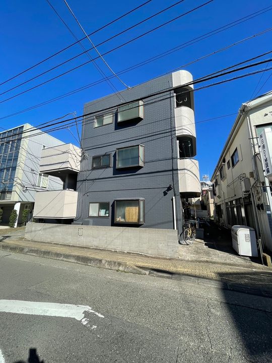 神奈川県大和市西鶴間1丁目の賃貸マンションの外観