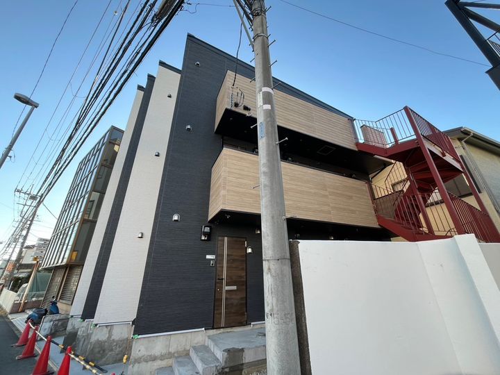 アザーレ・プラネ湘南台の外観