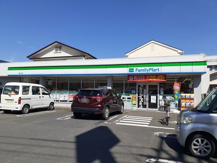 ラ・シェーヌの周辺