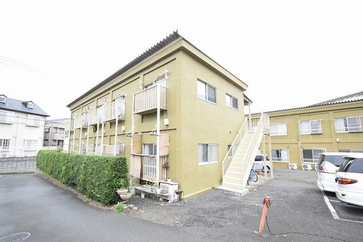 横山ハイツの外観