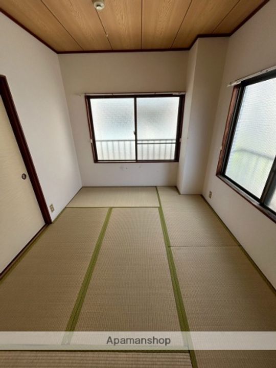 沢田ビルの内装