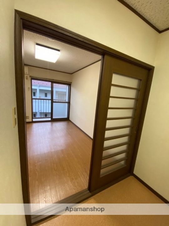 神奈川県茅ヶ崎市浜竹4丁目の賃貸アパートの内装