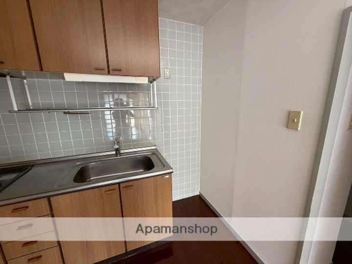 神奈川県藤沢市本町1丁目の賃貸マンションの内装