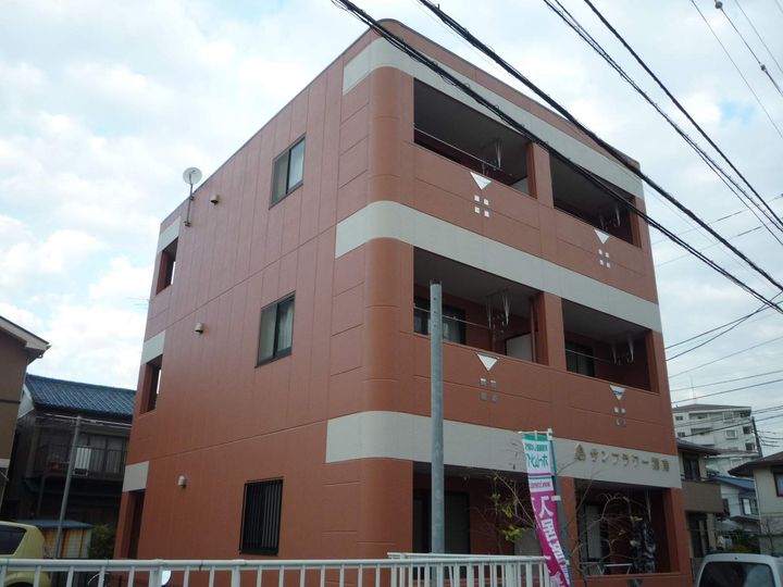 サンフラワー湘南の外観