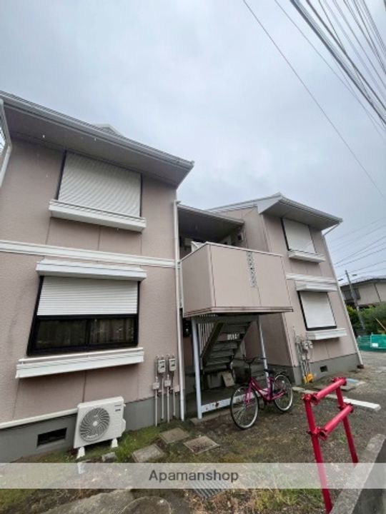 ニューマリンコーポBの外観