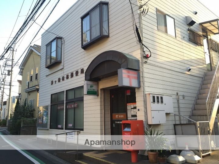 ニューマリンコーポBの周辺