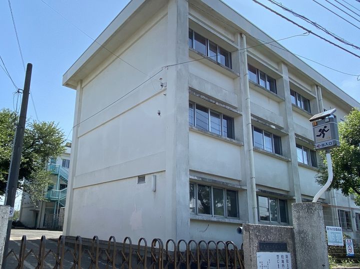 スガノビルの周辺