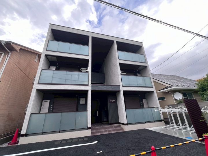 クレーア中央林間の外観