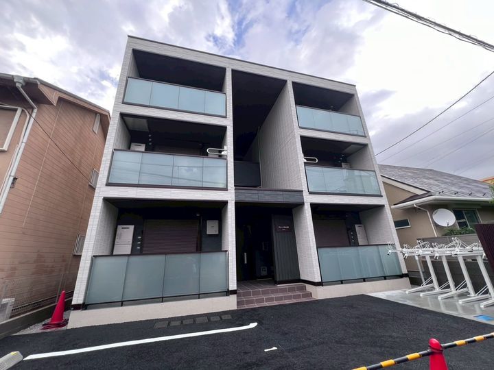 クレーア中央林間の外観