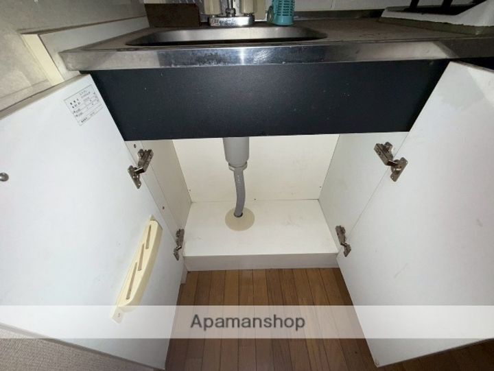 ピュアコートSANADAの内装