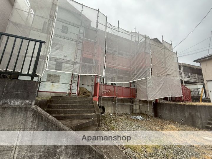 ピュアコートSANADAの外観