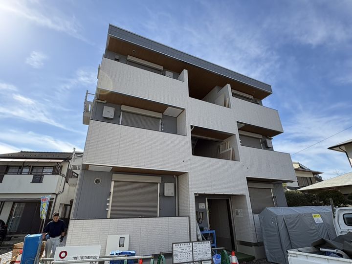 シャルム十間坂の外観