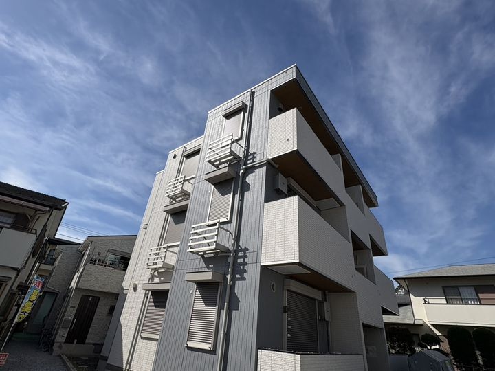 シャルム十間坂の外観