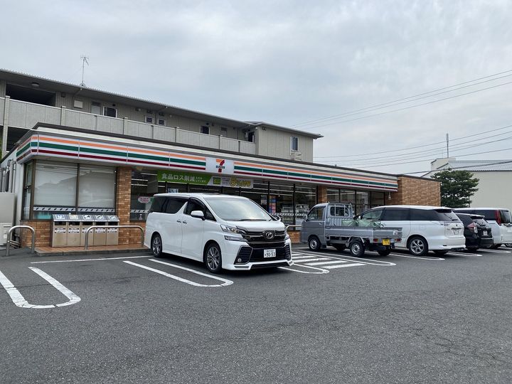 レオパレス湘南山手館Bの周辺