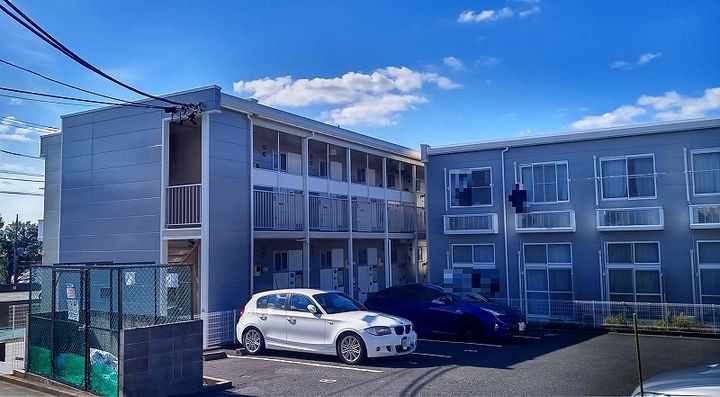 レオパレスペイサージュの外観