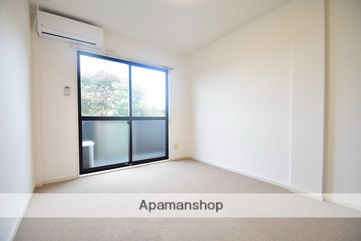 パレス小澤弐番館の居間