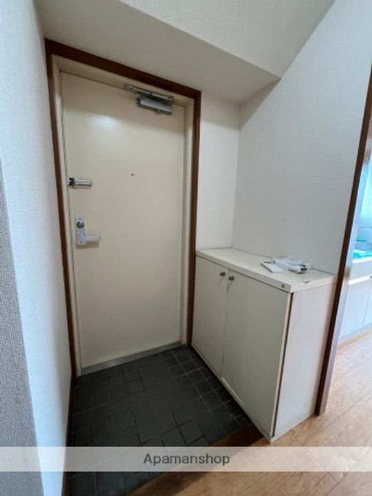 アクセス善行の玄関