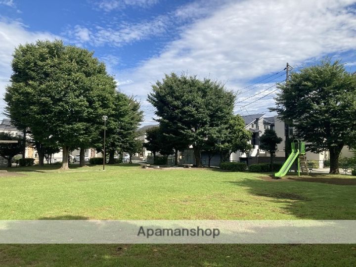 ハイグレードムツアイの周辺