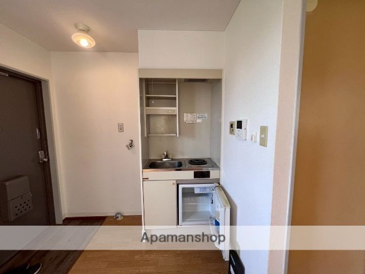 建友ビルの内装