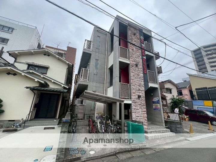 シティパレス鶴間の外観