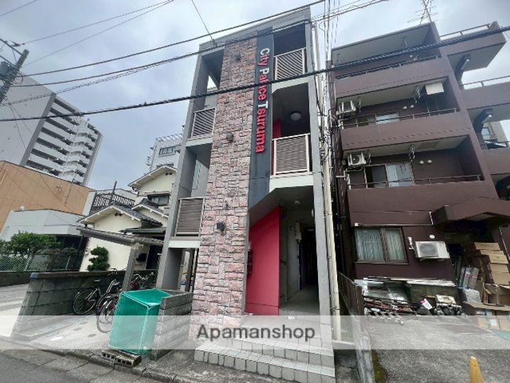 シティパレス鶴間の外観